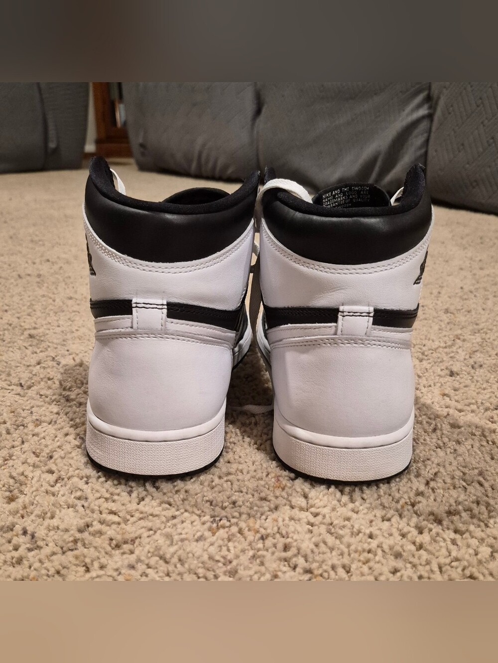 Jordan 1 High - Picture 4 of 6